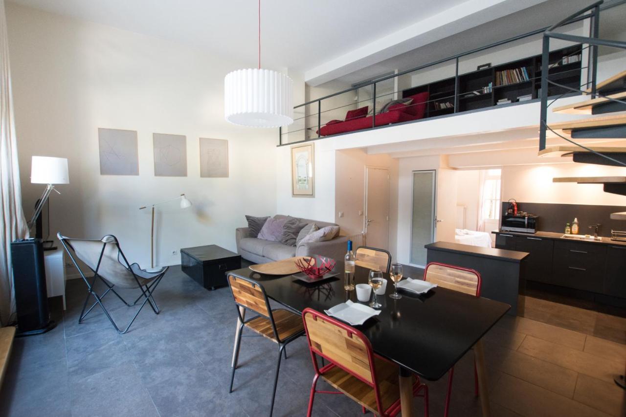 شقة Divonne - Loft Cosy Avec Jardin Partage آرْلْ المظهر الخارجي الصورة